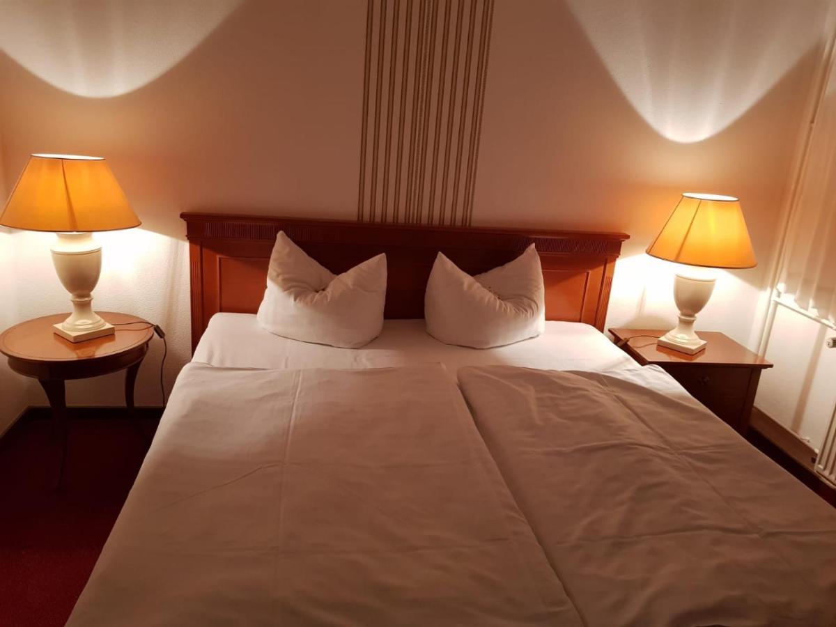 Hotel Zum Mueckenberger Hof Lauchhammer Екстериор снимка